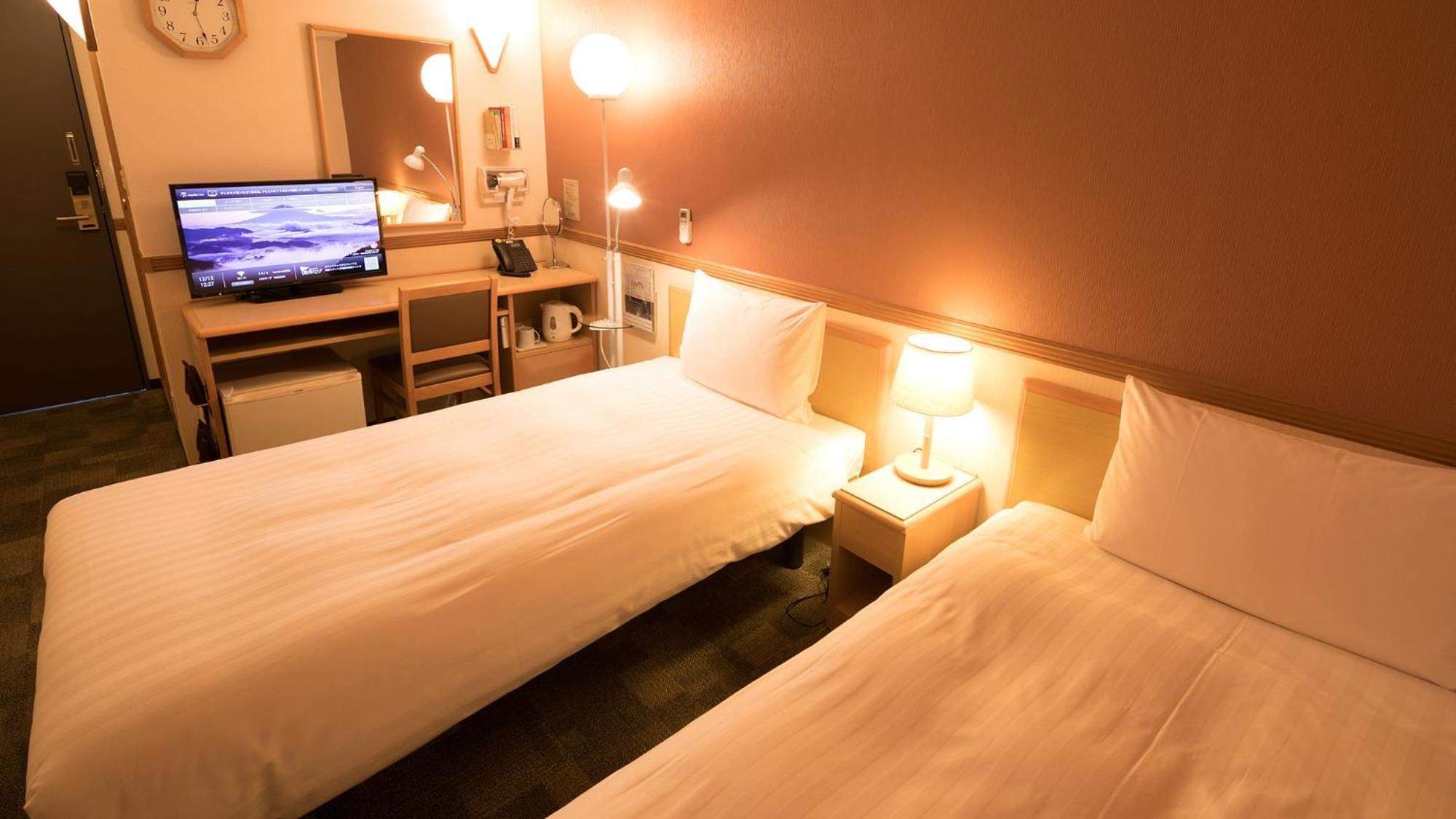 Toyoko Inn Nagoya Owari Ichinomiya Ekimae Kamer foto