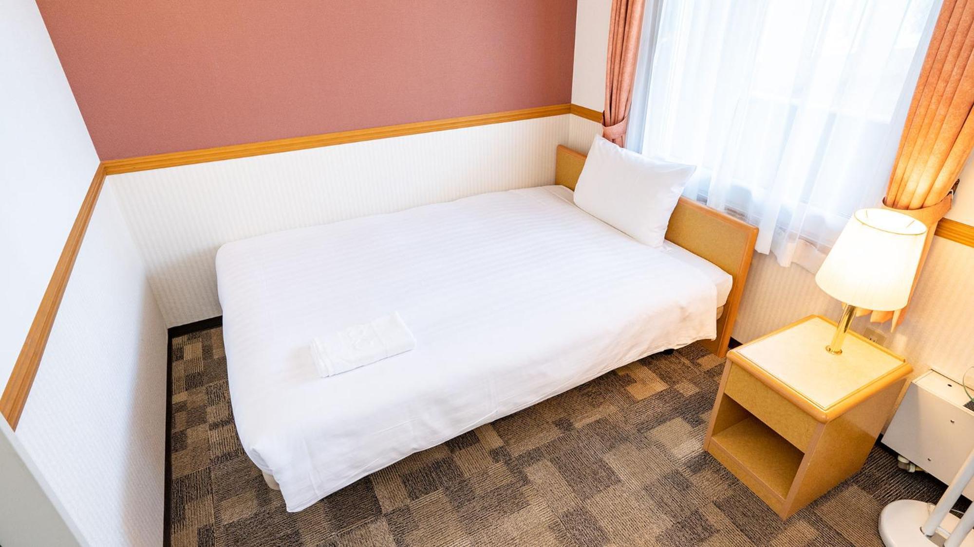 Toyoko Inn Nagoya Owari Ichinomiya Ekimae Kamer foto
